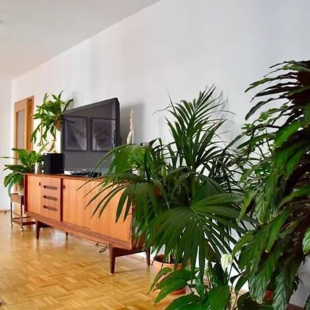 Greenbnbs: Cozy Urban Jungle In The Centre Essen