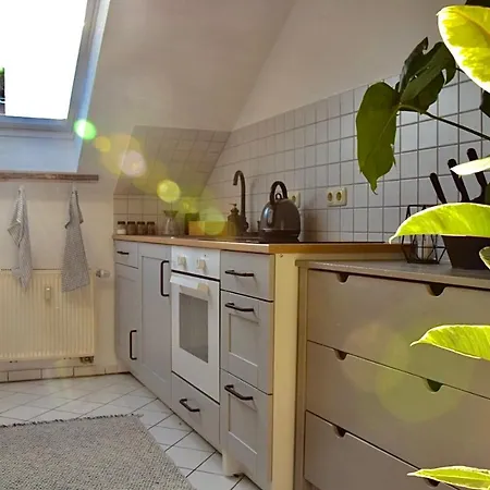 شقة Greenbnbs: Cozy Urban Jungle In The Centre *